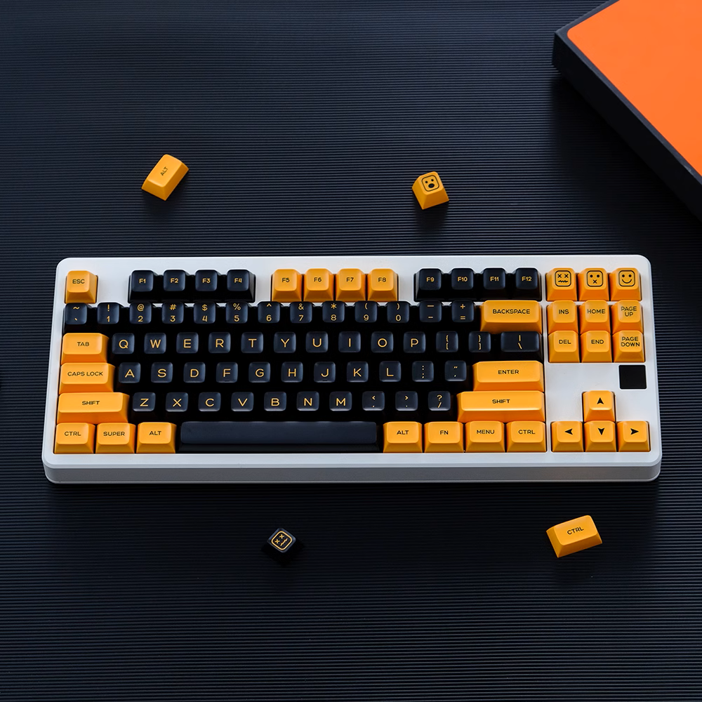 Cyber Crusader Keycap Set