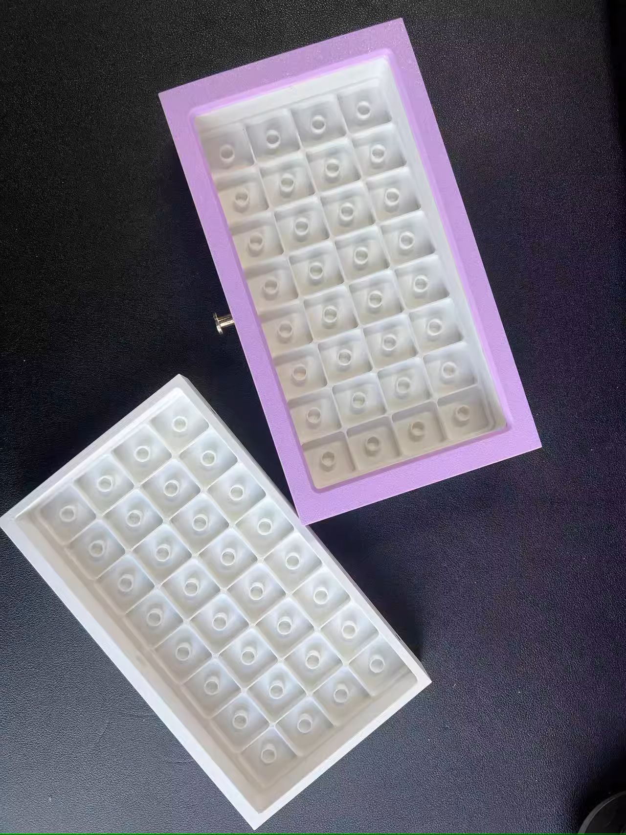 NOTREE32 3D-Printed Keycaps Organiser