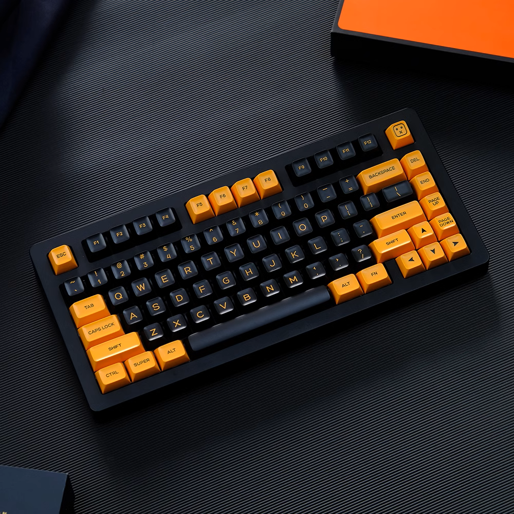 Cyber Crusader Keycap Set