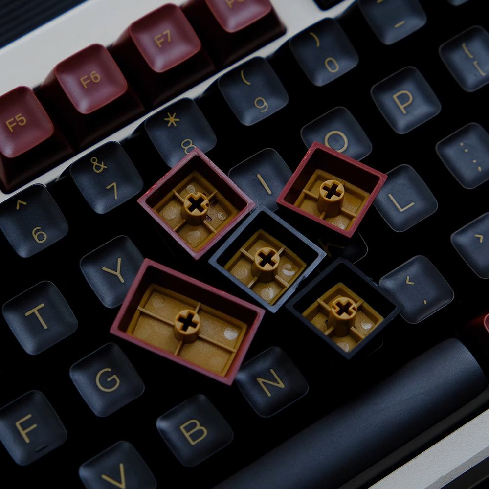 Crimson Ronin Keycap Set