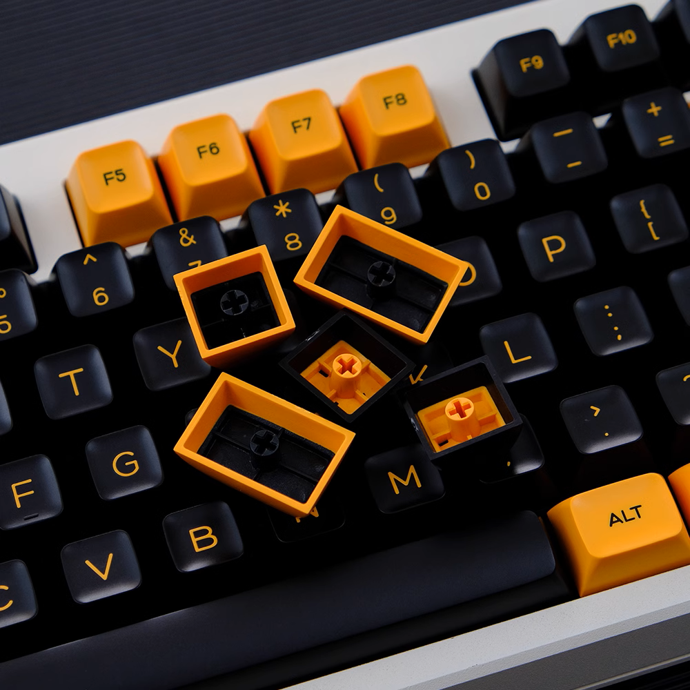 Cyber Crusader Keycap Set