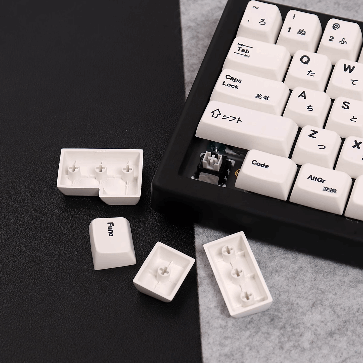 Minimalist White Dye-Sub PBT Keycaps | 150 keys | MDA Profile | JP | ANSI | ISO | Keycaps only