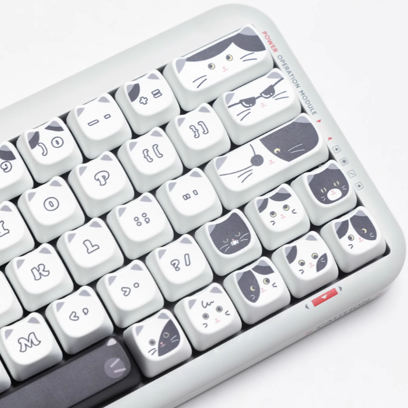 Black & White Kitties Keycap Set