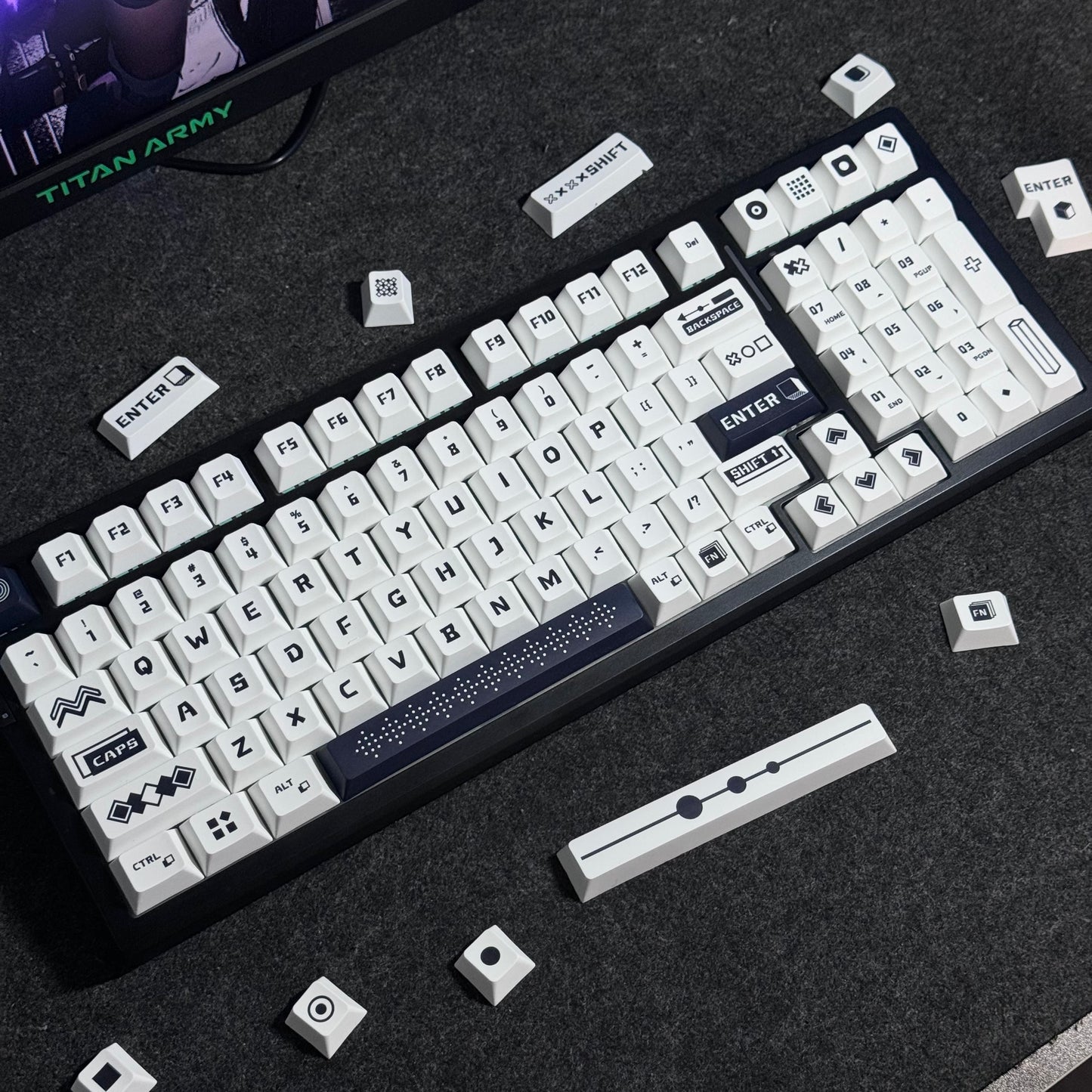 Black Geometric Keycap Set