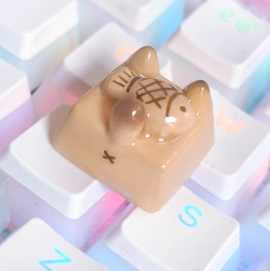 Cat with Fish Artisan Keycap - Artisan Keycaps - TzunaBee